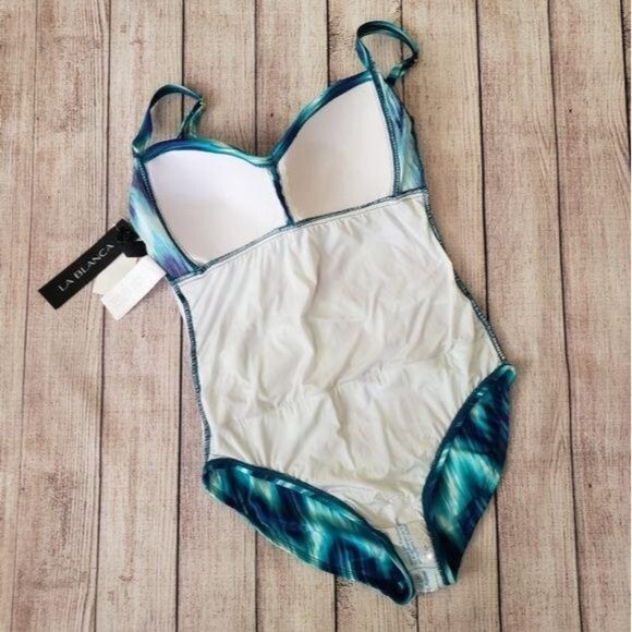 La Blanca New Wave Sweetheart Neckline Ruched Front Panel Swimsuit with Cups - Picture 5 of 9